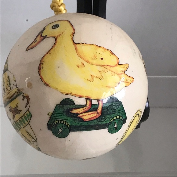 Paper Mache 1979 Memory Balls Christmas Jumbo Ornament By Decorna Inc. - Vintage - Picture 3 of 9
